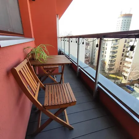Modern In Shared Apartment, Balcony, Fast Wifi, Public Parking 5 Minutes Walking * 克拉科夫
